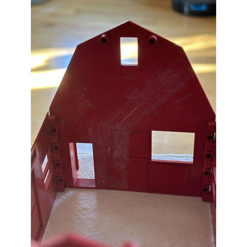 Plasticville‎ Farm Lot - Barn , Fencing , Dog , Pond w/ Bridge , Paper Roses - Picture 8 of 9